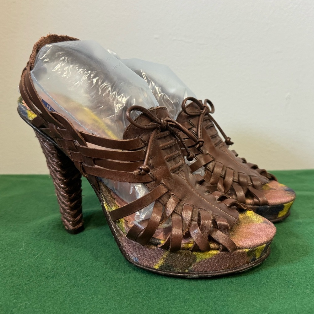 Se Boutique by Sam Edelman leather sandals
